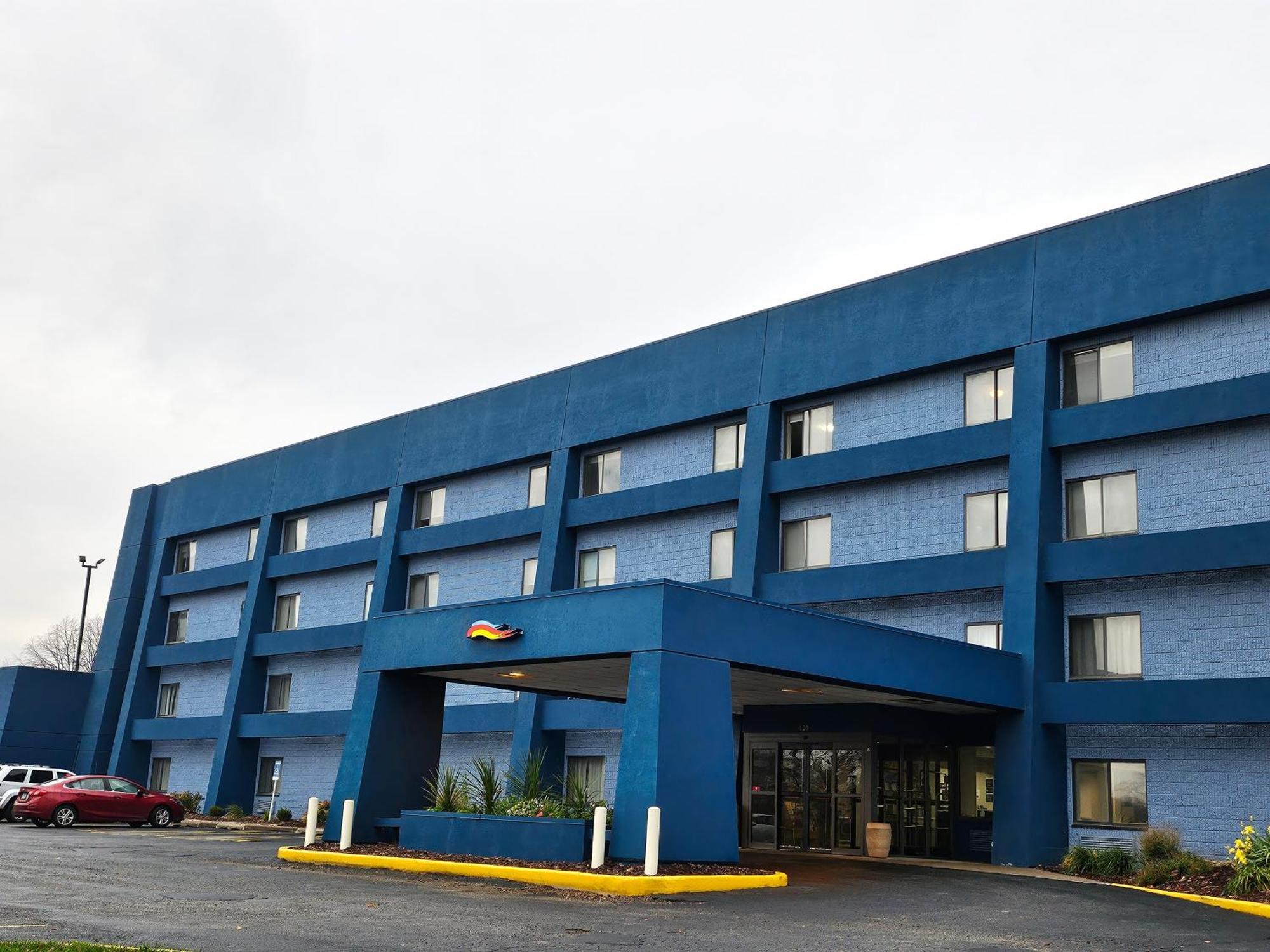 Days Inn By Wyndham Davenport Exteriér fotografie